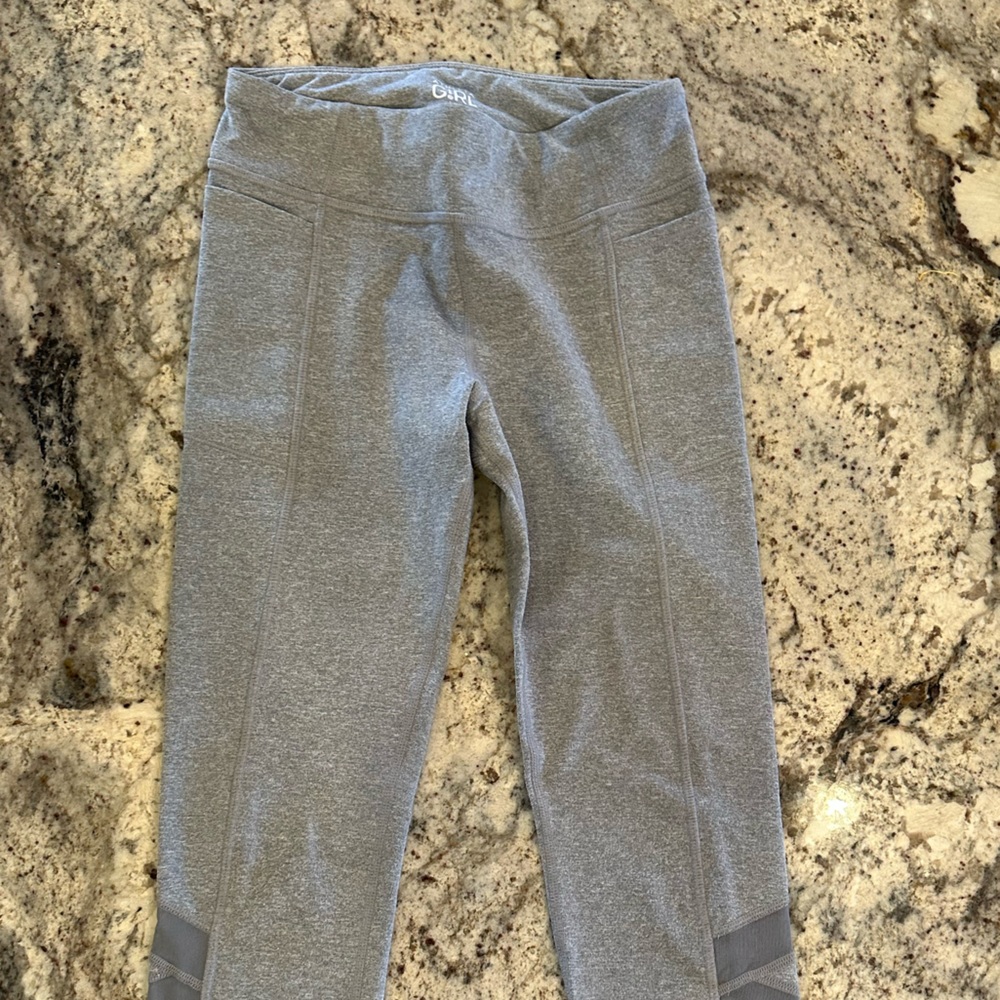 Athletic gray leggings